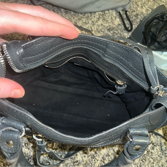 Balenciaga town leather cross body bag - Picture 4 of 7